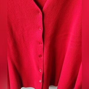 Designer's Originals Red V-neck Button-Up Cardigan Size 1X